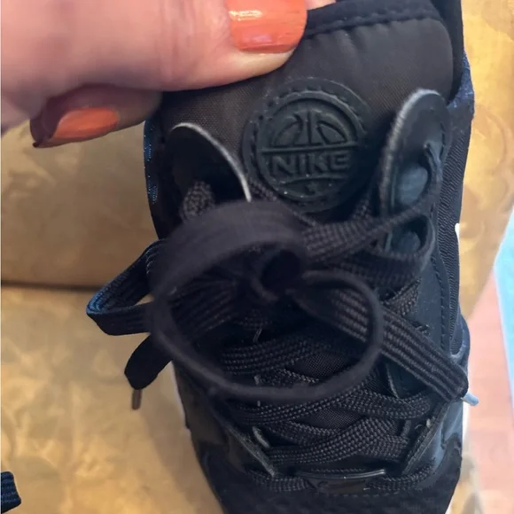 Nike Women's sneakers size 7 - Picture 4 of 14